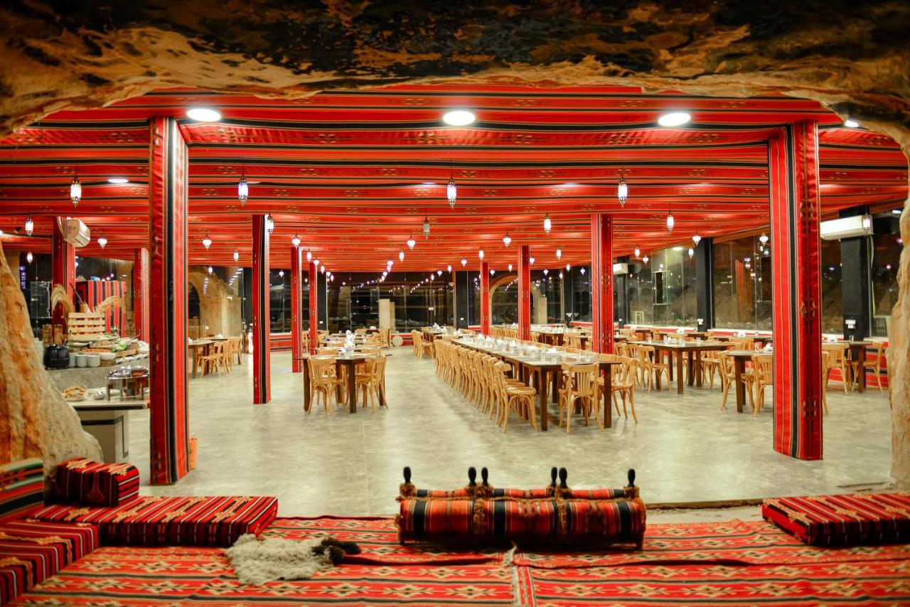 Little Petra Bedouin Camp Hotel Al Hayy ภายนอก รูปภาพ