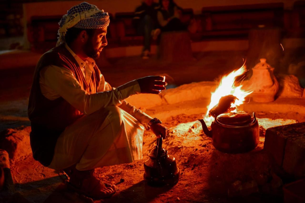 Little Petra Bedouin Camp Hotel Al Hayy ภายนอก รูปภาพ