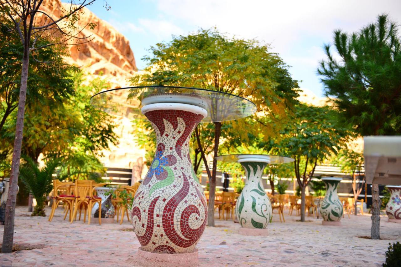 Little Petra Bedouin Camp Hotel Al Hayy ภายนอก รูปภาพ