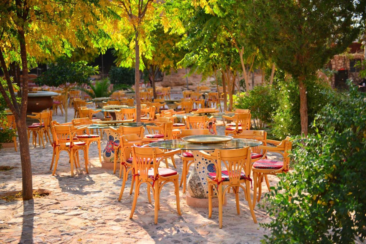Little Petra Bedouin Camp Hotel Al Hayy ภายนอก รูปภาพ